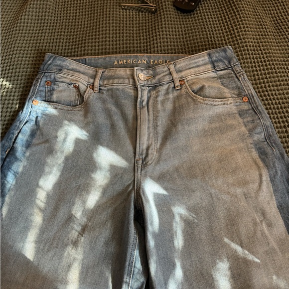 American Eagle wide Leg Jean 4 Short - Picture 4 of 5